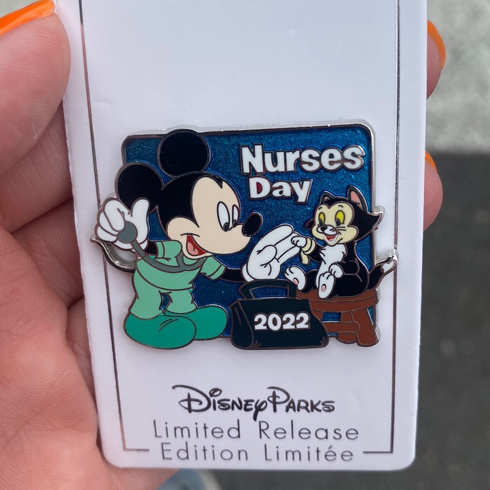 2022 Disney Nurses Day Pin - Limited Release